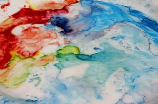 watercolour-on-a-plate_2542708