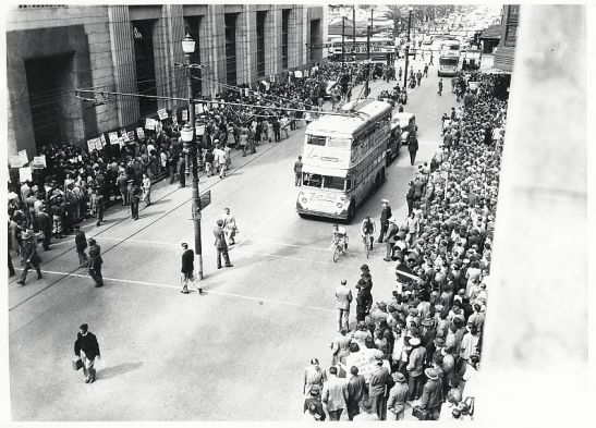 anti apartheid demonstration image fr overcomingapartheid.msu.edu